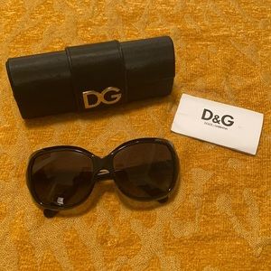 Dolce & Gabbana black oversized sunglasses